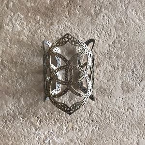 Kendra Scott bracelet